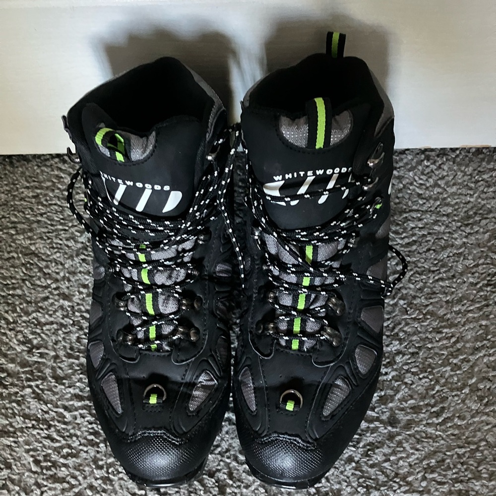 Men's Black Whitewood Thinsulate Insulation Ski Boots Size 9